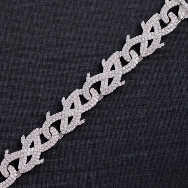 Thorn Moissanite Bracelet