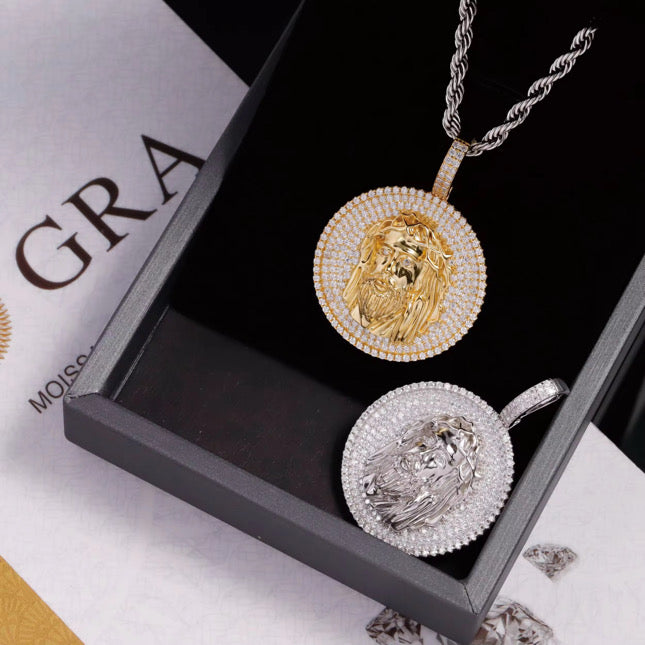 Jesus Round Pendant